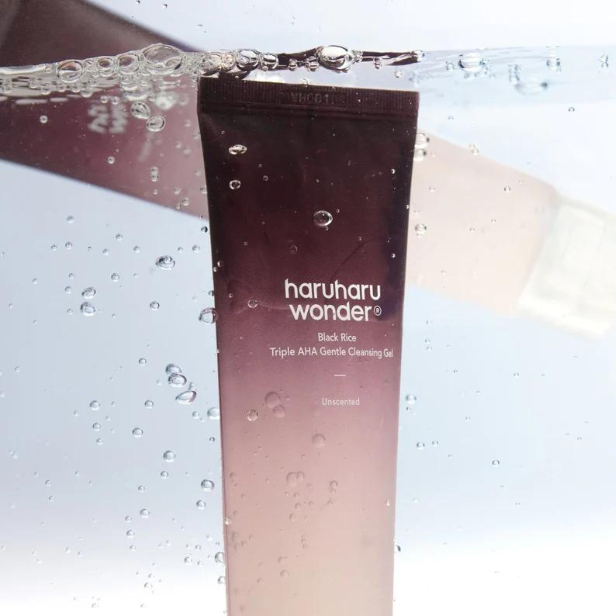 HARUHARU WONDER Black Rice Triple AHA Gentle Cleansing Gel (100ml)